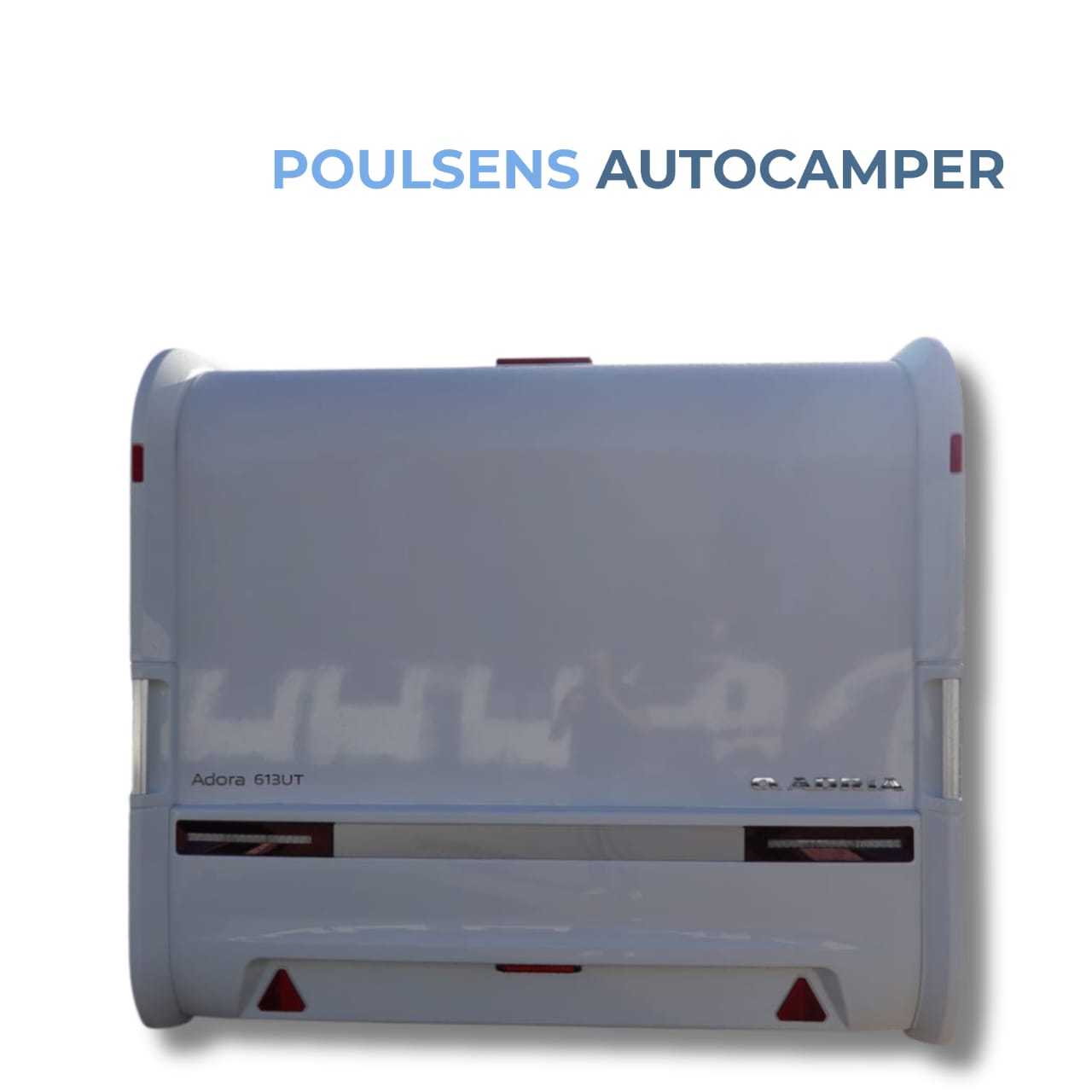 Vue arrière de l’Adria Adora 613 UT+