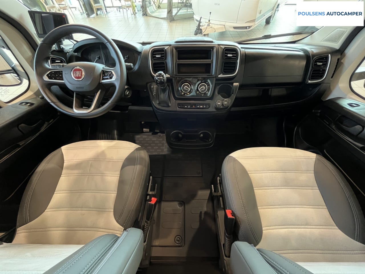 Cabine avant du Sunlight T 68 Adventure Edition